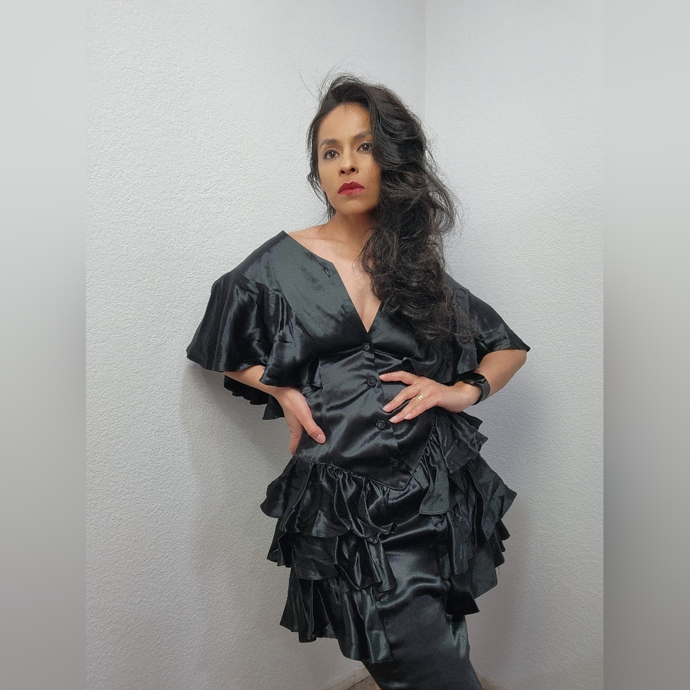 Dress - Picture 7 of 10